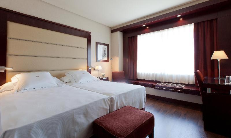 Hotel Andalucia Center Granada Ruang foto